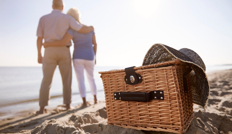 Může vám cestovka zdražit již zaplacený zájezd? Prostudujte si pozorně smlouvu