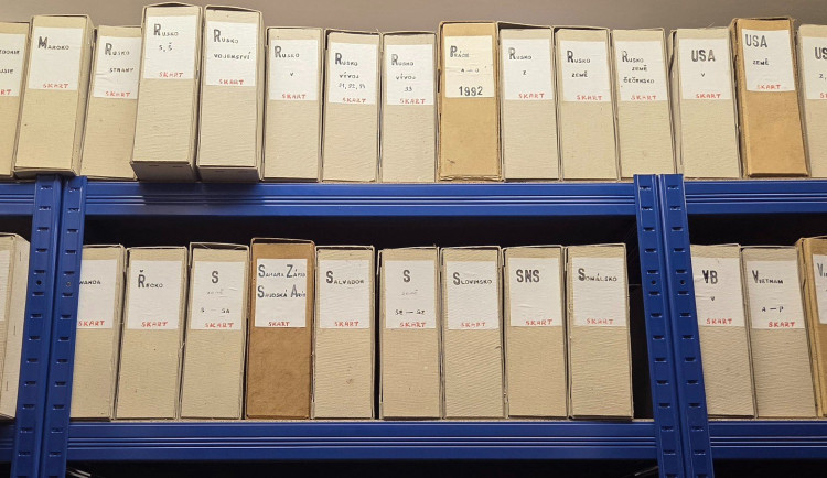 V archivech nepracují lidé porostlí mechem