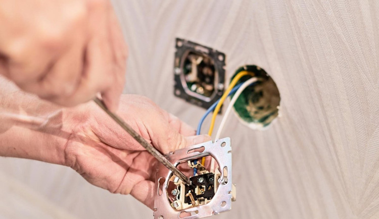 Zápisník starého muže: Elektroinstalatér