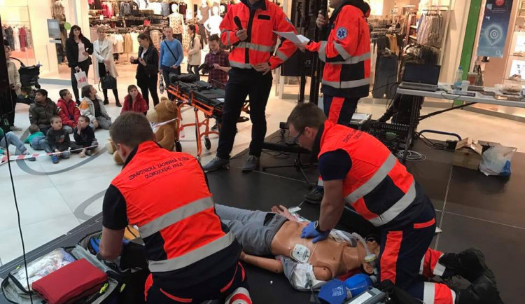 V Šantovce probíhá prezentace záchranných složek