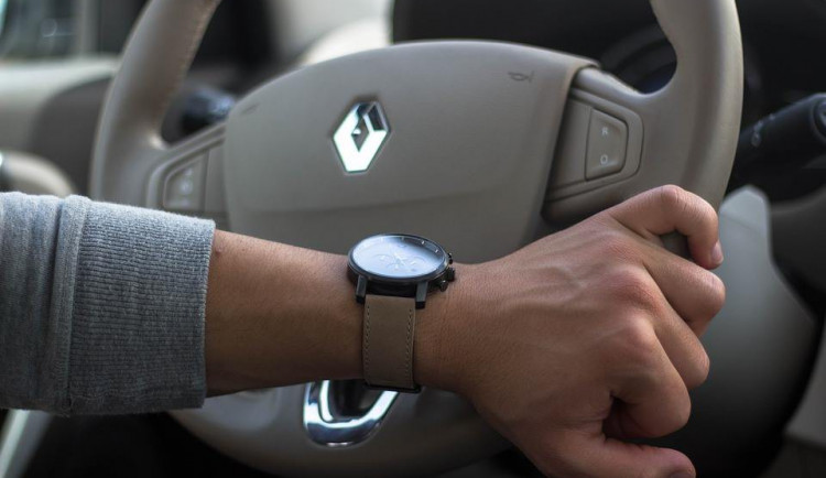 Dodávka srazila chodce u obce Mostkovice, ten zraněním na místě podlehl. Policie hledá svědky