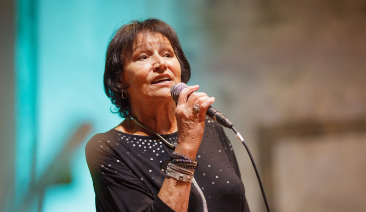 Jeden z posledních koncertů Marty Kubišové proběhne na hradu Šternberk