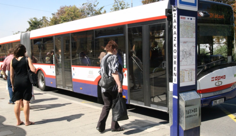PŘEHLED: V Olomouci se budou měnit názvy zastávek