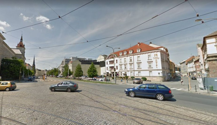 U soudu se budou měnit troleje, začátkem dubna bude omezený provoz tramvají