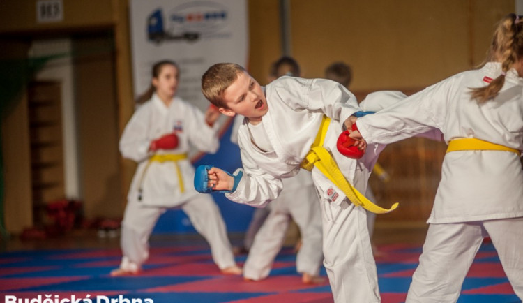 TJ Karate startuje nábor pro malé karatisty