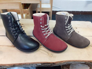 Obutý, a přesto jako bos. V prodejně s barefoot obuví pro děti a dospělé Footmark vám rádi poradí, jak na to.