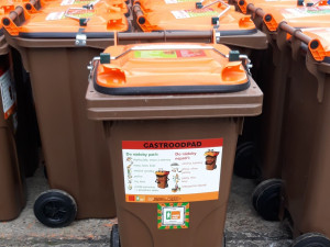 Praha zkouší svoz kuchyňského odpadu. Lze jej přeměnit na bioplyn a hnojivo