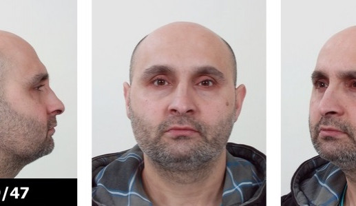 Loupežné přepadení v květinářství. Policie pátrá po muži ze snímku.