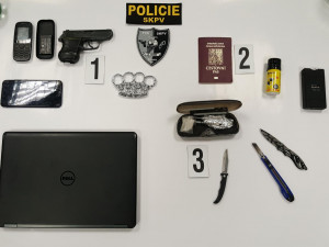 Série loupežných přepadení objasněna. Policie dopadla dva podezřelé cizince.