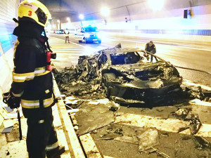 V Blance shořelo luxusní lamborghini. Škoda přesáhne pět milionů.