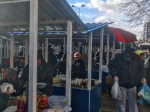 Trhy v srbské části města.