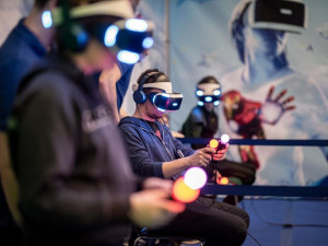 Na první pražský Comic-Con přišlo 23 tisíc fandů sci-fi a komiksu.