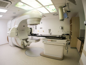 Nové přístroje v Motole zkrátí dobu ozařování pacientů na minuty. Sníží se i počet nutných návštěv