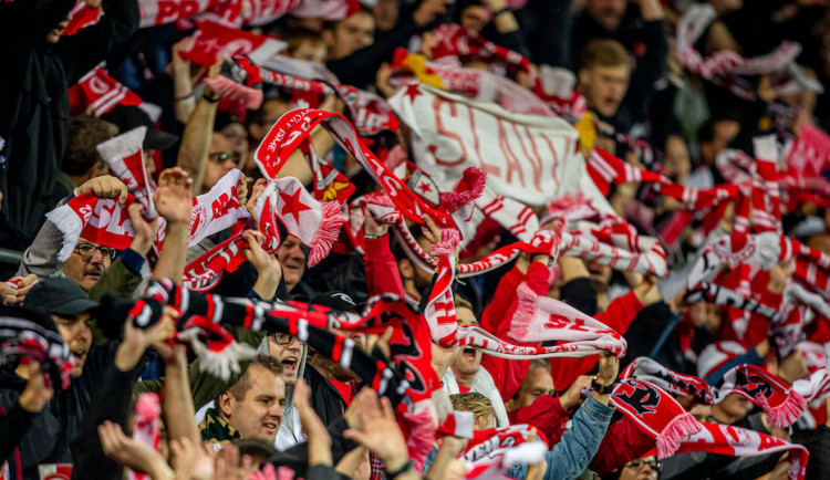 Slavia věnuje dnešní zápas lidem v čínském Wu-chanu, odkud se šíří koronavirus