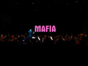 Brněnská filharmonie rozezněla Forum Karlín hudbou z kultovní počítačové hry Mafia