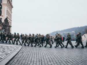 Zavřené obchody a Praha v karanténě? Jde o lež, kterou někdo šíří na internetu