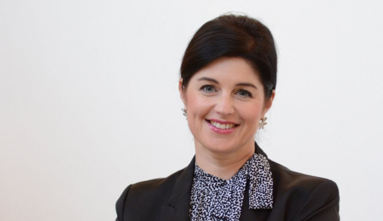 Ředitelka ústavu pro kontrolu léčiv odletěla na dovolenou na Kubu i přes nouzový stav. Sklidila kritiku.