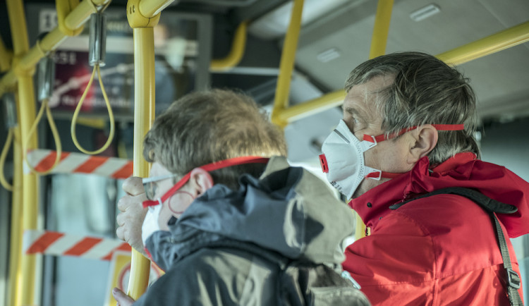 Řidič metra i zaměstnanec magistrátu. Praha má další nakažené novým koronavirem