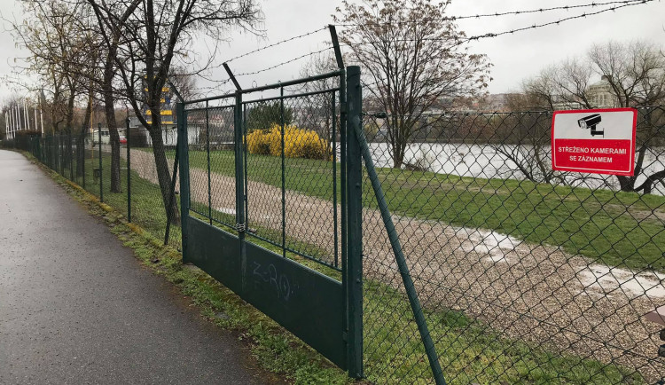 Kemp na Císařské louce.