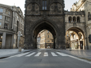 Běžný den v Praze? Aut jezdí asi o třetinu méně, lidí v MHD ubylo o 80 procent