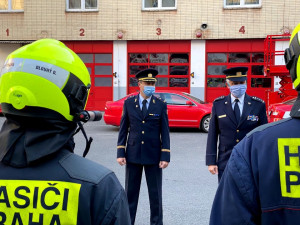 Šéf hasičů se loučil před nastoupenou jednotkou. Od května se přesouvá na generální ředitelství.