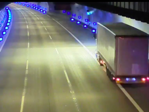 VIDEO: ŘSD zveřejnilo záběry z tragické nehody v Cholupickém tunelu