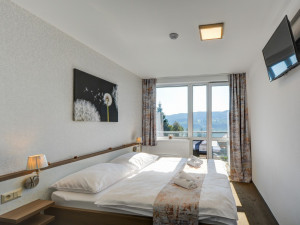 Hotel a restaurace Star Lipno. Nechte se hýčkat, odpočiňte si a uspokojte vaše chuťové pohárky