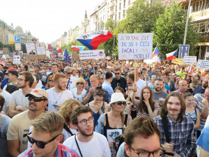 Před rokem probíhala na Václaváku obrovská demonstrace. Přišlo 120 tisíc lidí