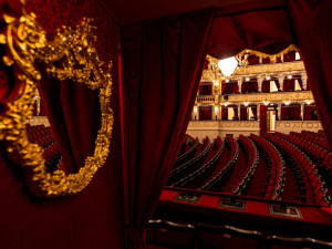 Koncertem v Národním divadle se dnes opera rozloučí se sezonou. Nová začne v srpnu