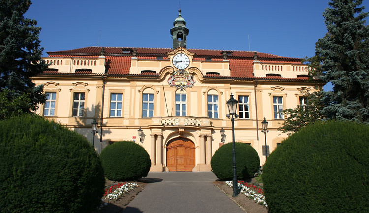 Praha 8 zrušila kvůli koronaviru své dnešní jednání zastupitelů