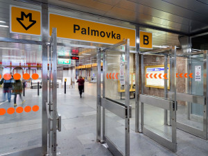 Pražské metro hlásí další stanice pokryté signálem. Podívejte se, kterých se to týká