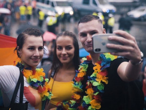 Letošní průvod festivalu Prague Pride nahradí Duhová plavba po Vltavě