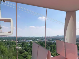 Stavba lanovky z Podbaby do Bohnic má zelenou. Zastupitelstvo záměr schválilo.