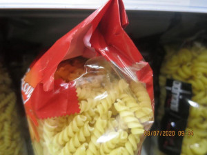 Samoobsluhu v Holešovicích si oblíbili hlodavci. Inspekce okamžitě uzavřela.