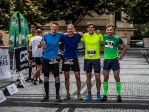 Praha 5 uspořádala třetí ročník jedinečného půlmaratonu. Zvítězili Crafťáci
