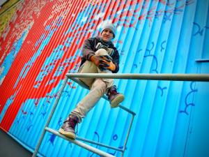 U Letiště Václava Havla vznikla jedna z největších venkovních maleb na světě.