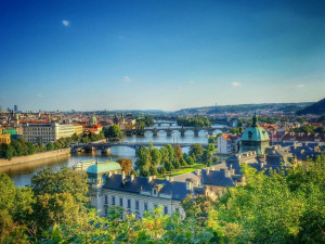 Sedmdesát procent Pražanů stráví dovolenou doma, ukázala anketa na Černém Mostě