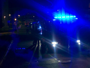 FOTO: Noční požár v Motole způsobil velké škody. Padesát osob muselo být evakuováno