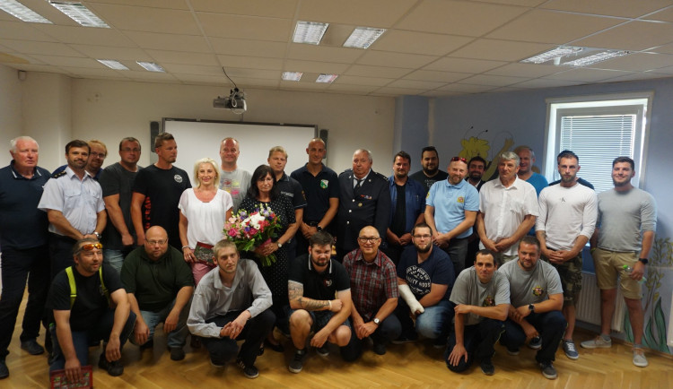 Vedení kraje i Českých drah poděkovalo za profesionální zásah při nehodě v Perninku