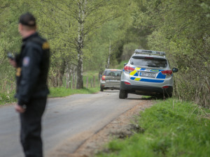 Policie našla v Hostivařské přehradě tělo hledaného cizince. Potápěči po něm pátrali několik dnů