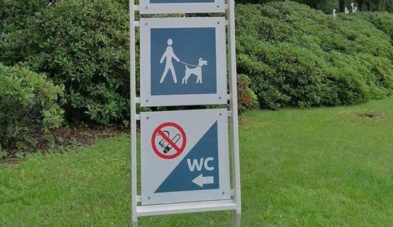 V Mariánských Lázních letos smějí na kolonádu i pejsci