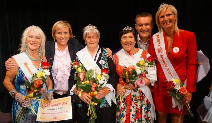 Je vaše babička nejlepší? Přihlaste ji do soutěže Babička roku 2020