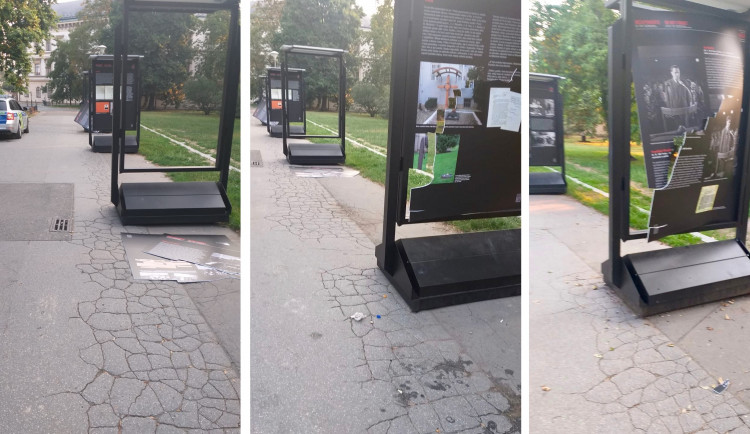 Vandalové poničili výstavu o Miladě Horákové. Škoda jde do desítek tisíc korun.