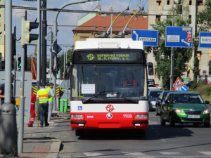 Praha koupila po šedesáti letech vlastní trolejbus. Do ostrého provozu je nasazen od soboty