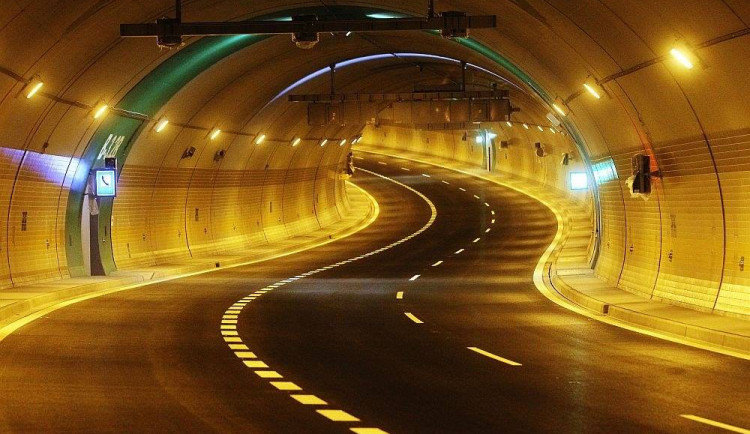 Kvůli pravidelné údržbě se uzavře Brusnický a Dejvický tunel