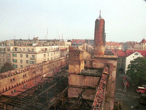 Před 20 lety vyhořel pivovar v pražské Korunní ulici.