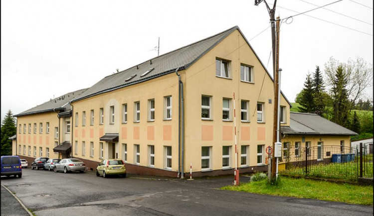 Statik doporučil vystěhování seniorů z domova v Perninku