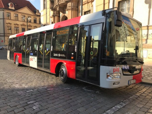 FOTO, VIDEO: Praha představila autobus s novým designem. Podívejte se na video