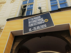 V Praze začal filmový festival Febiofest. Akci provázejí hygienická opatření