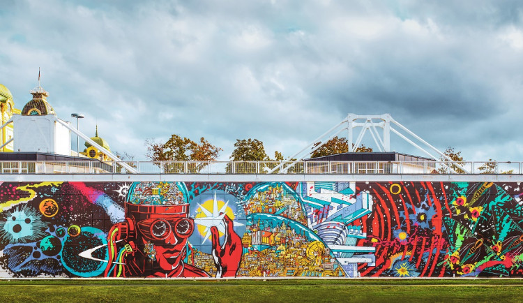 FOTO, VIDEO: Podívejte se na vznik unikátní graffiti na pražském Výstavišti